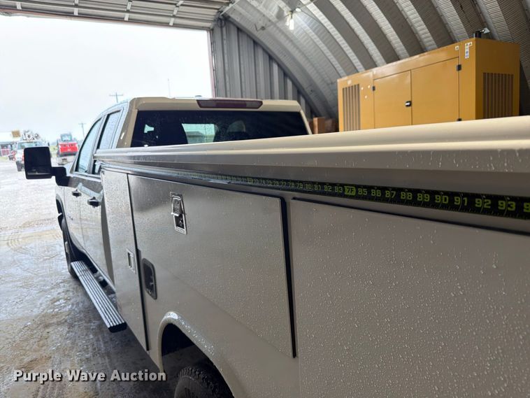 image for item EX4604 2022 Chevrolet Silverado 2500HD Ext. Cab utility bed pickup truck