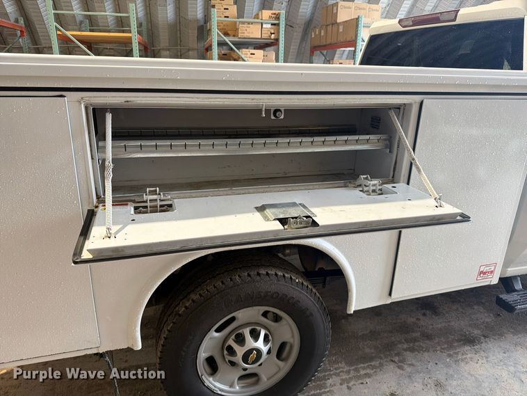 image for item EX4604 2022 Chevrolet Silverado 2500HD Ext. Cab utility bed pickup truck