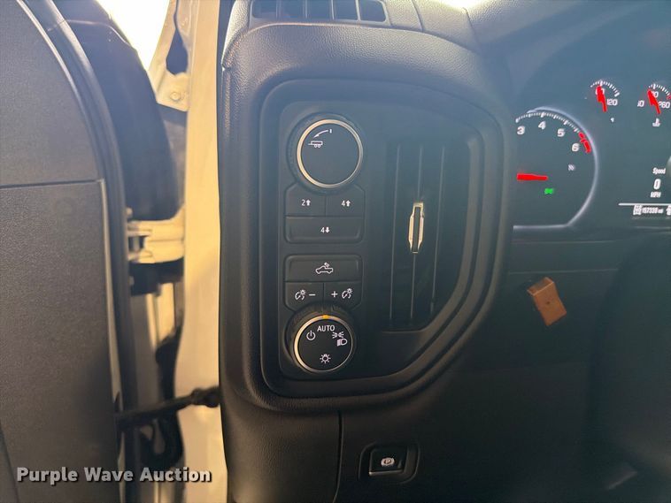 image for item EX4604 2022 Chevrolet Silverado 2500HD Ext. Cab utility bed pickup truck