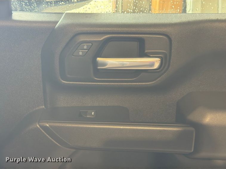 image for item EX4604 2022 Chevrolet Silverado 2500HD Ext. Cab utility bed pickup truck