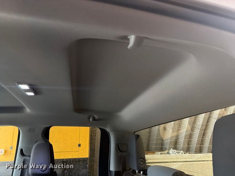 image for item EX4604 2022 Chevrolet Silverado 2500HD Ext. Cab utility bed pickup truck