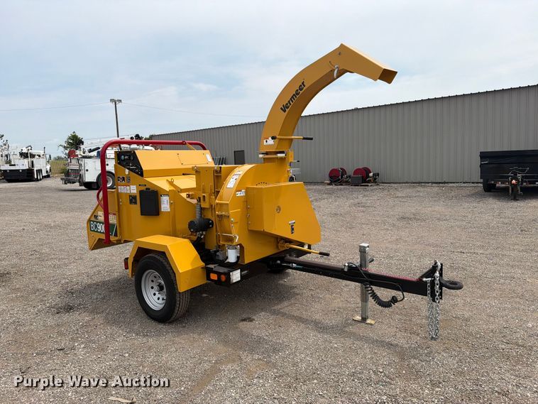 image for item FB5023 2022 Vermeer BC900XL wood chipper
