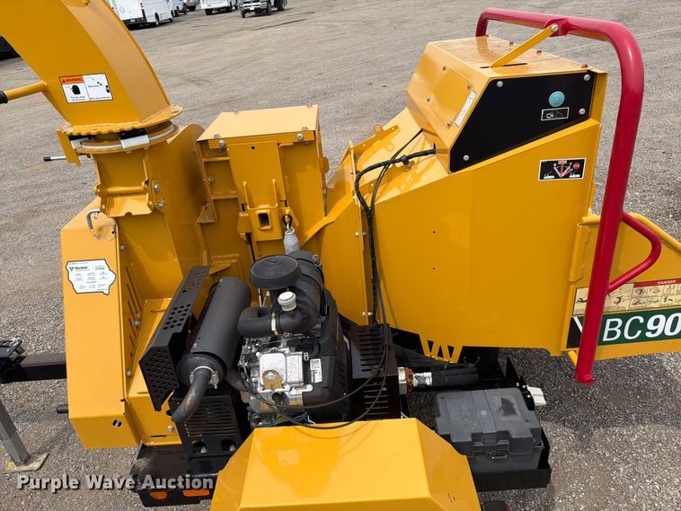 image for item FB5023 2022 Vermeer BC900XL wood chipper