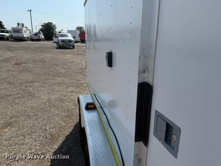 image for item FB5037 2004 Wells Cargo CW1322-102 enclosed cargo trailer