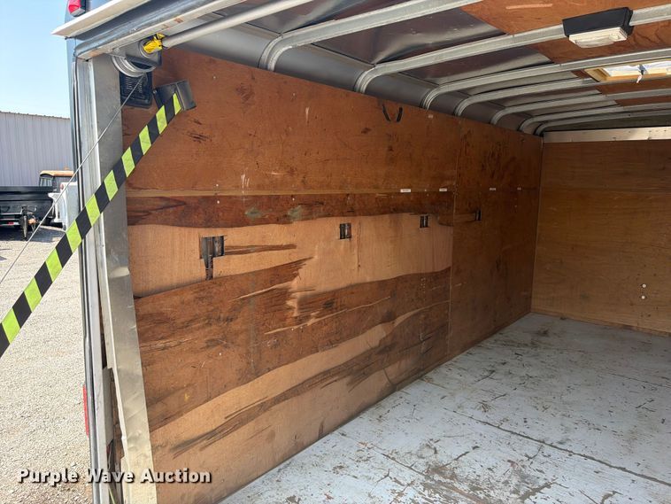 image for item FB5037 2004 Wells Cargo CW1322-102 enclosed cargo trailer