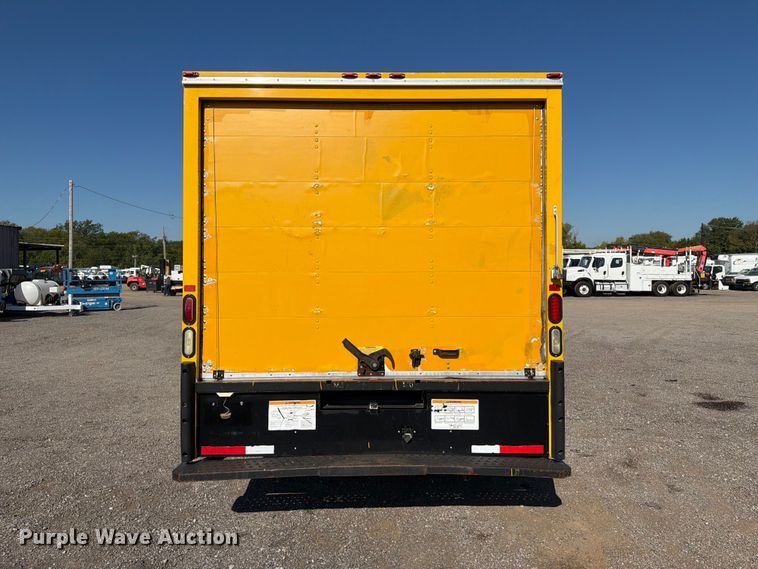 image for item FB5111 2012 GMC Savana 3500 box truck