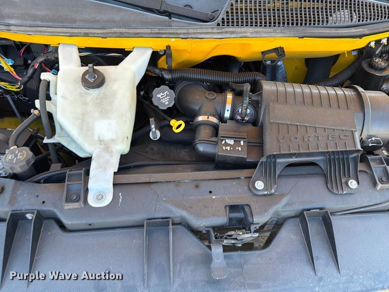 image for item FB5111 2012 GMC Savana 3500 box truck