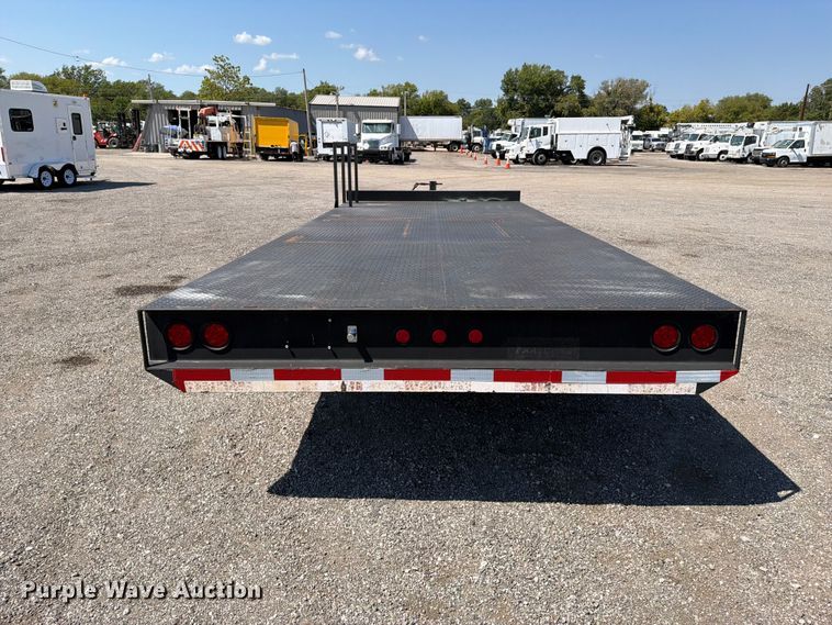 image for item FB5139 2010 Fleming Trailers TD820-10 flatbed trailer