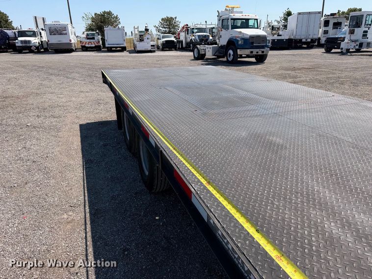 image for item FB5139 2010 Fleming Trailers TD820-10 flatbed trailer