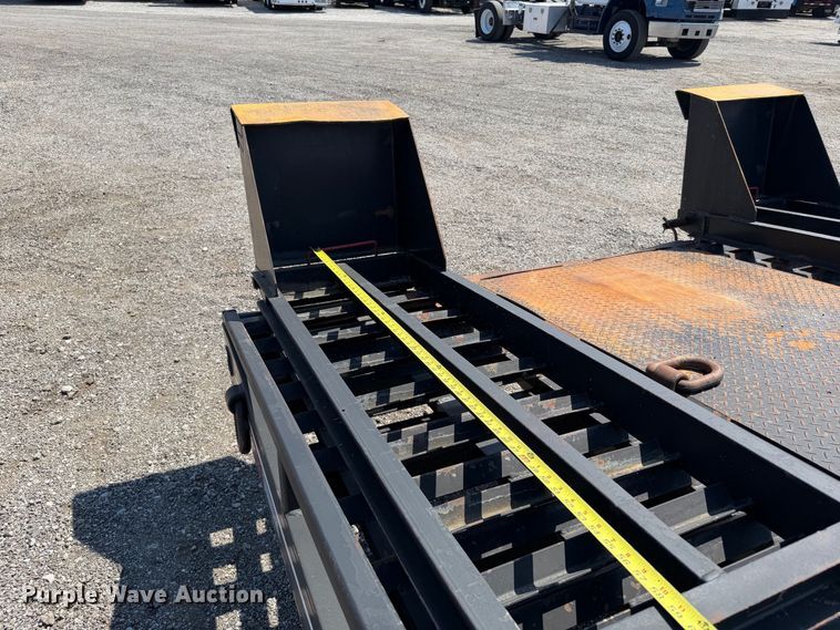 image for item FB5140 2012 Interstate Trailers G20DTA equipment trailer
