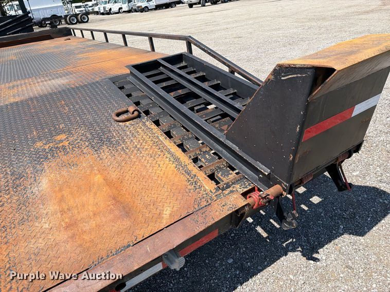 image for item FB5140 2012 Interstate Trailers G20DTA equipment trailer