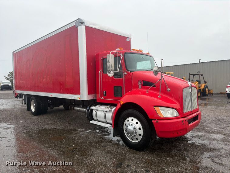 image for item FB5143 2012 Kenworth T370 box truck