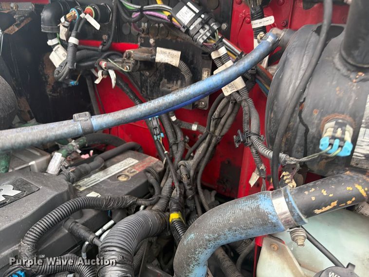 image for item FB5143 2012 Kenworth T370 box truck