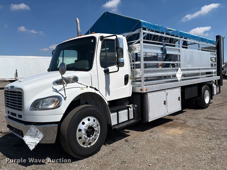 image for item FB5152 2015 Freightliner Business Class M2 flatbed truck