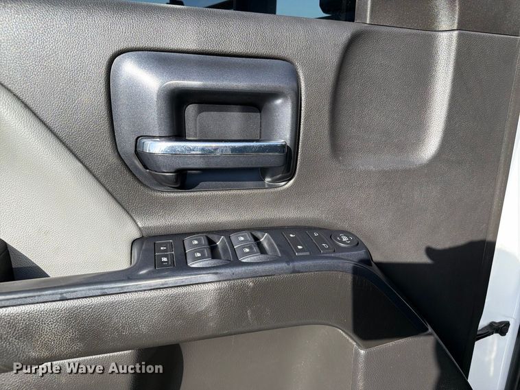 image for item FB5155 2022 Chevrolet Silverado 6500HD Crew Cab flatbed truck