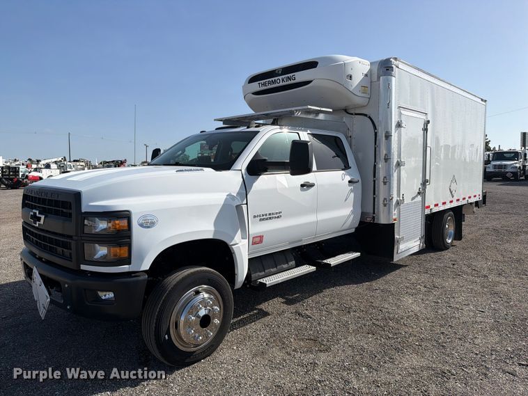 image for item FB5156 2020 Chevrolet Silverado 6500 HD crew cab refrigerated delivery truck