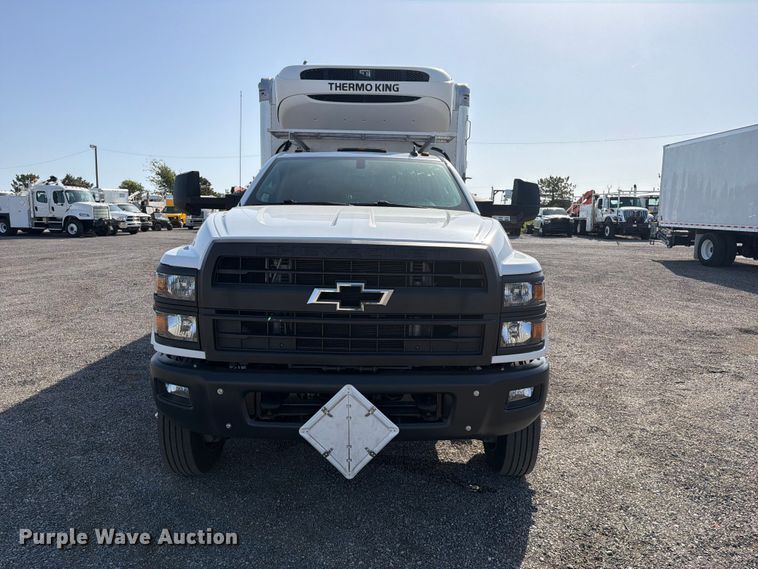 image for item FB5156 2020 Chevrolet Silverado 6500 HD crew cab refrigerated delivery truck