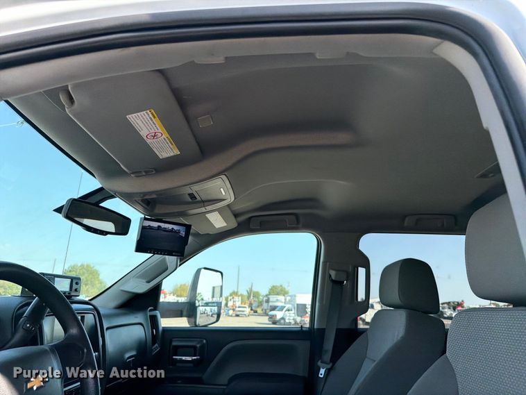 image for item FB5156 2020 Chevrolet Silverado 6500 HD crew cab refrigerated delivery truck