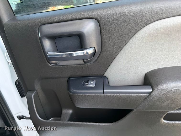 image for item FB5156 2020 Chevrolet Silverado 6500 HD crew cab refrigerated delivery truck