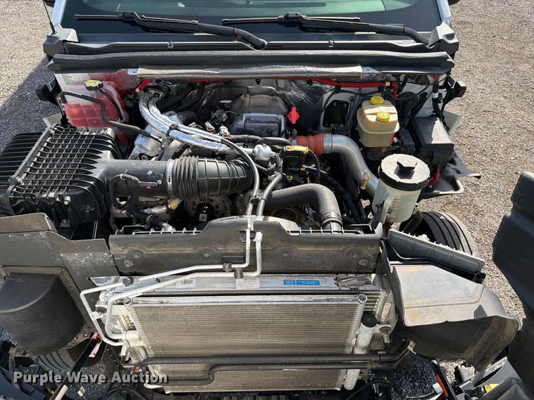 image for item FB5156 2020 Chevrolet Silverado 6500 HD crew cab refrigerated delivery truck
