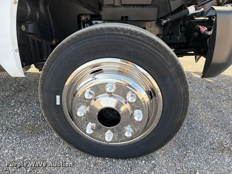 image for item FB5156 2020 Chevrolet Silverado 6500 HD crew cab refrigerated delivery truck