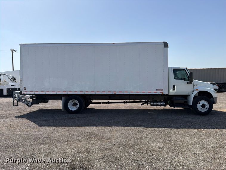 image for item FB5157 2021 International MV607 box truck