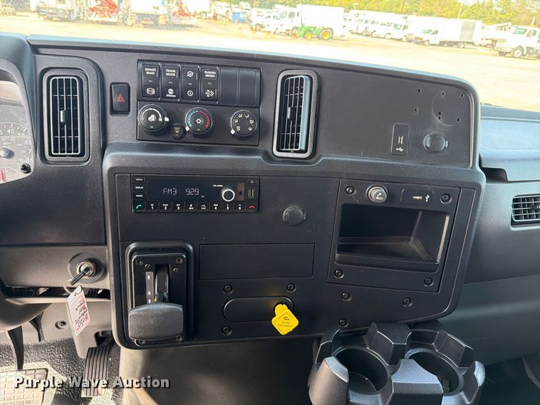 image for item FB5157 2021 International MV607 box truck