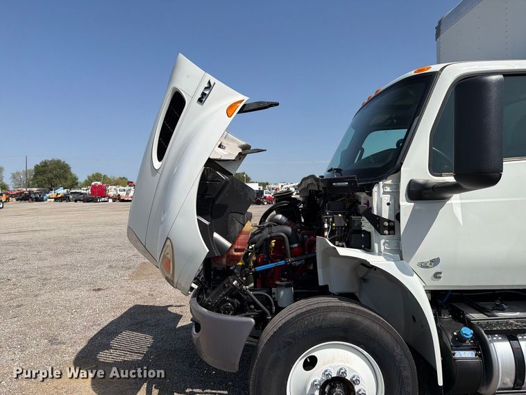 image for item FB5157 2021 International MV607 box truck