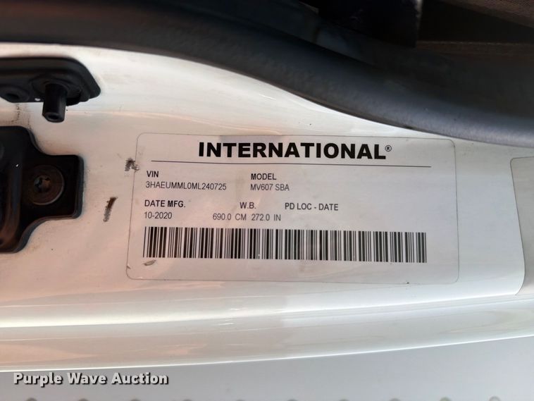 image for item FB5157 2021 International MV607 box truck