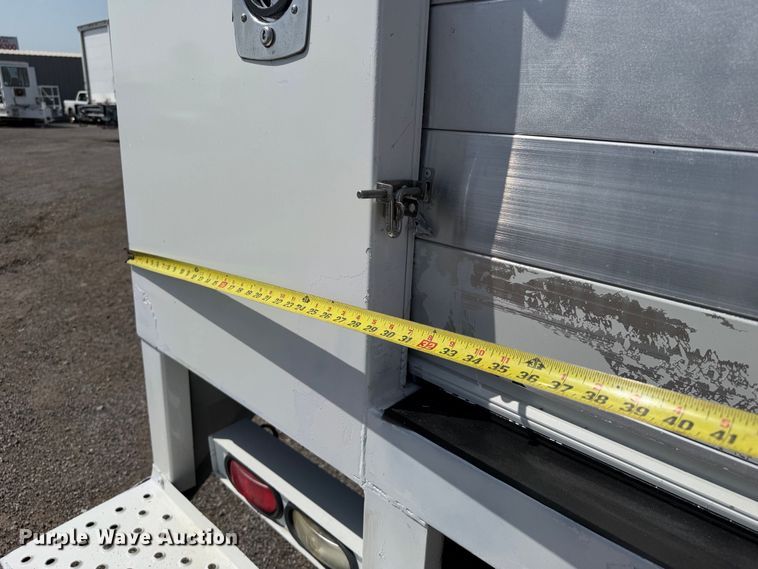 image for item FB5158 2013 Ford E450 box truck