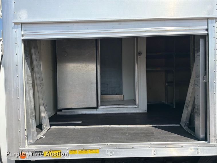 image for item FB5158 2013 Ford E450 box truck