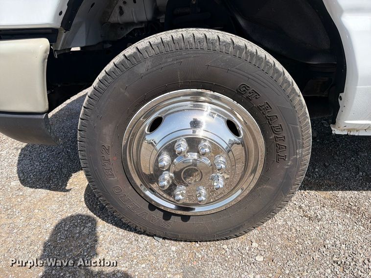image for item FB5158 2013 Ford E450 box truck