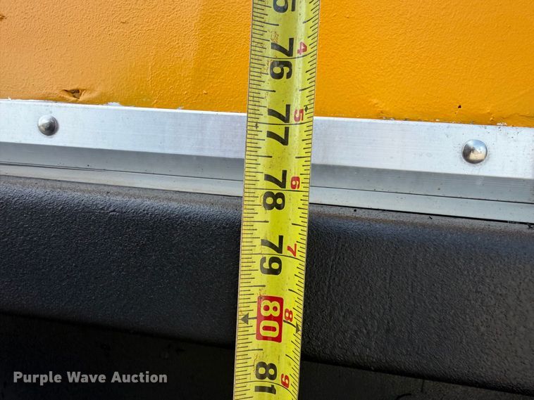 image for item FB5162 2012 GMC Savana 3500 box truck