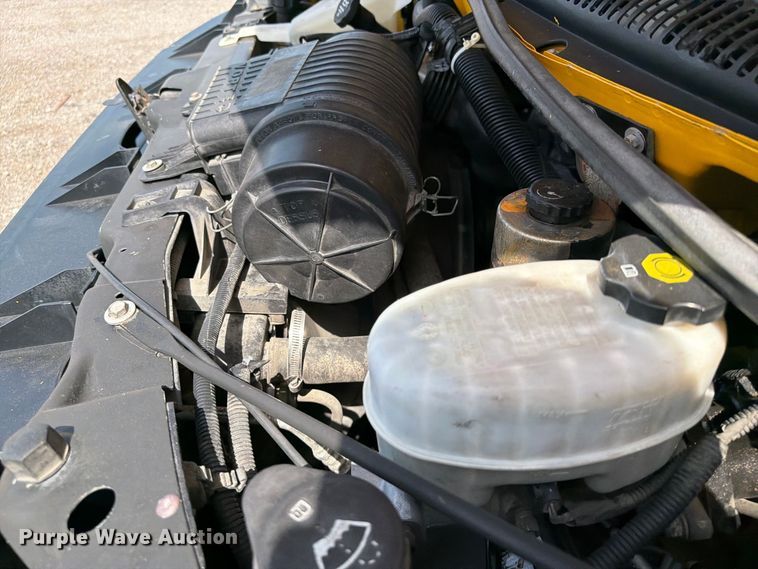image for item FB5162 2012 GMC Savana 3500 box truck