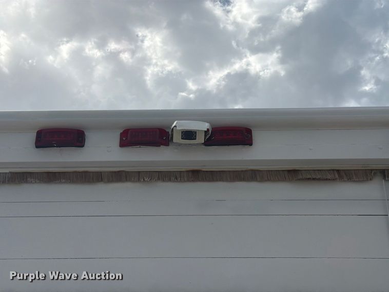 image for item FB5165 2001 Freightliner MT55 delivery van