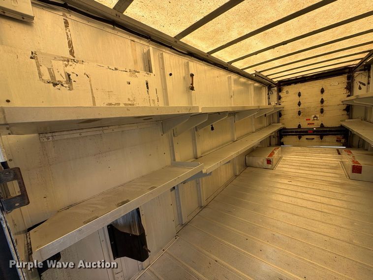 image for item FB5165 2001 Freightliner MT55 delivery van