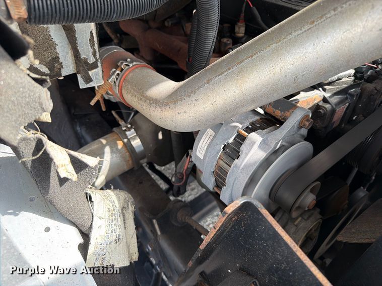 image for item FB5165 2001 Freightliner MT55 delivery van