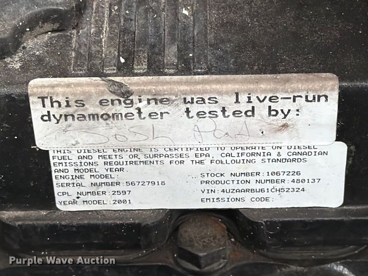 image for item FB5165 2001 Freightliner MT55 delivery van