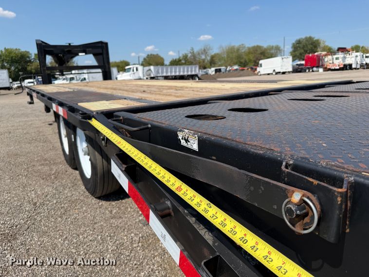 image for item FB5173 2017 BigTex 14GN-20BK+5MR equipment trailer