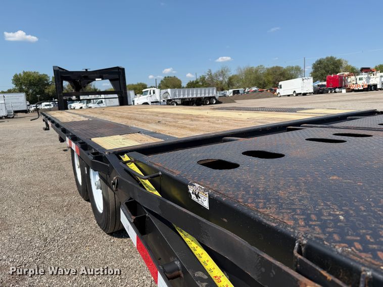 image for item FB5173 2017 BigTex 14GN-20BK+5MR equipment trailer