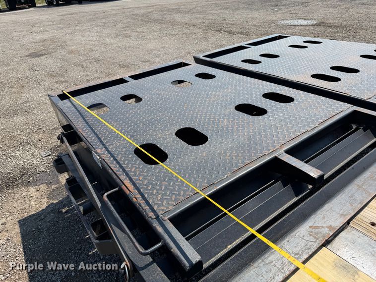 image for item FB5173 2017 BigTex 14GN-20BK+5MR equipment trailer