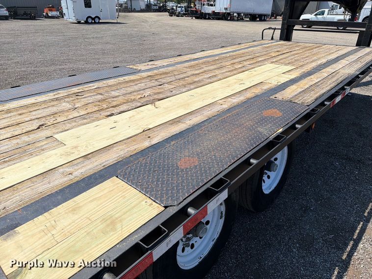 image for item FB5173 2017 BigTex 14GN-20BK+5MR equipment trailer