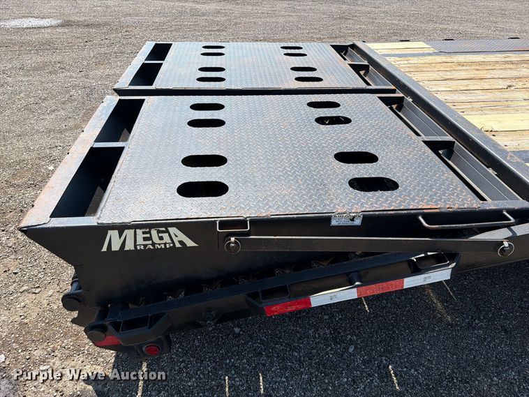 image for item FB5173 2017 BigTex 14GN-20BK+5MR equipment trailer