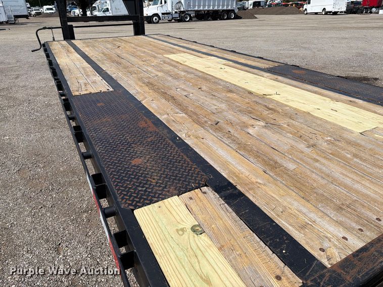 image for item FB5173 2017 BigTex 14GN-20BK+5MR equipment trailer