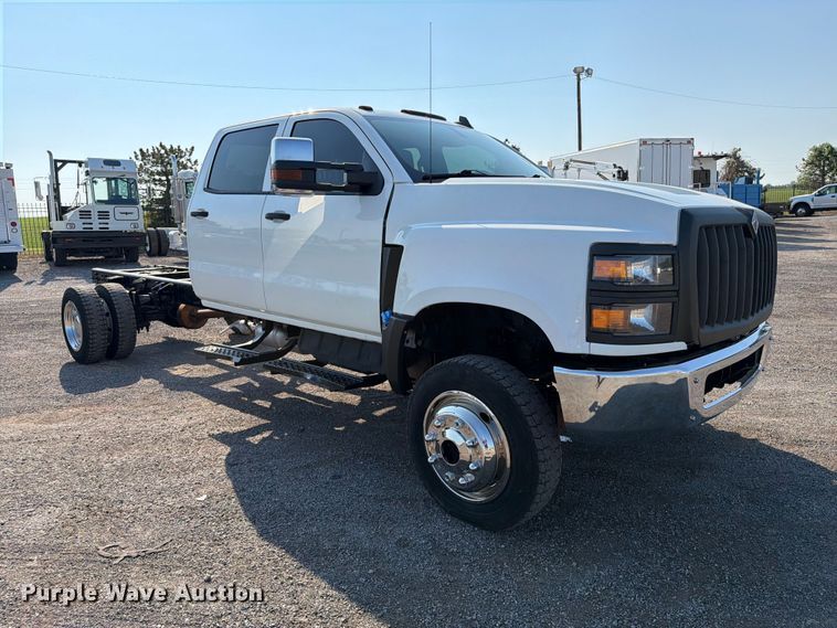 image for item FB5180 2019 International CV515 Crew Cab truck cab and chassis