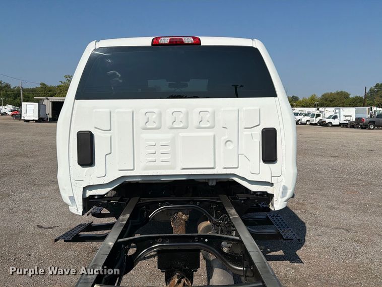 image for item FB5180 2019 International CV515 Crew Cab truck cab and chassis