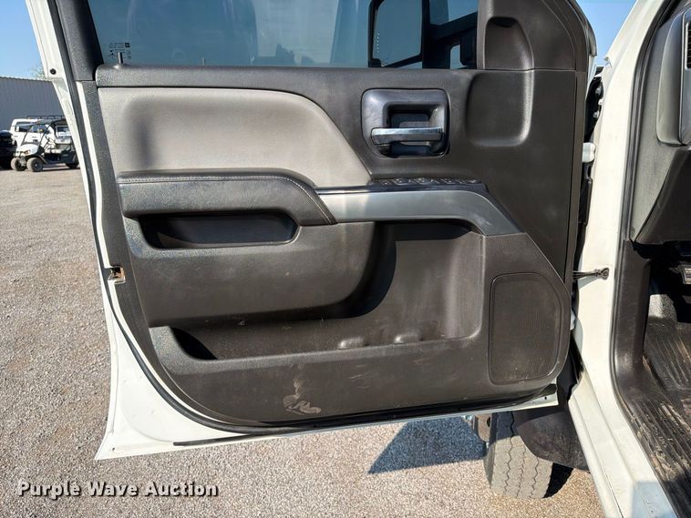 image for item FB5180 2019 International CV515 Crew Cab truck cab and chassis