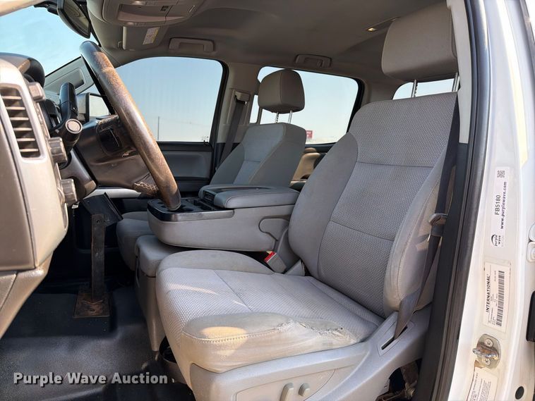image for item FB5180 2019 International CV515 Crew Cab truck cab and chassis
