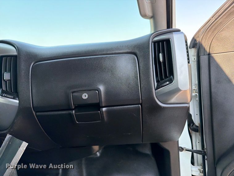 image for item FB5180 2019 International CV515 Crew Cab truck cab and chassis