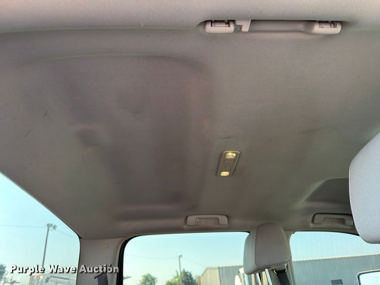 image for item FB5180 2019 International CV515 Crew Cab truck cab and chassis